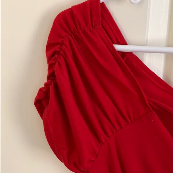 Capia Red Short Sleeved Top - Picture 6 of 8